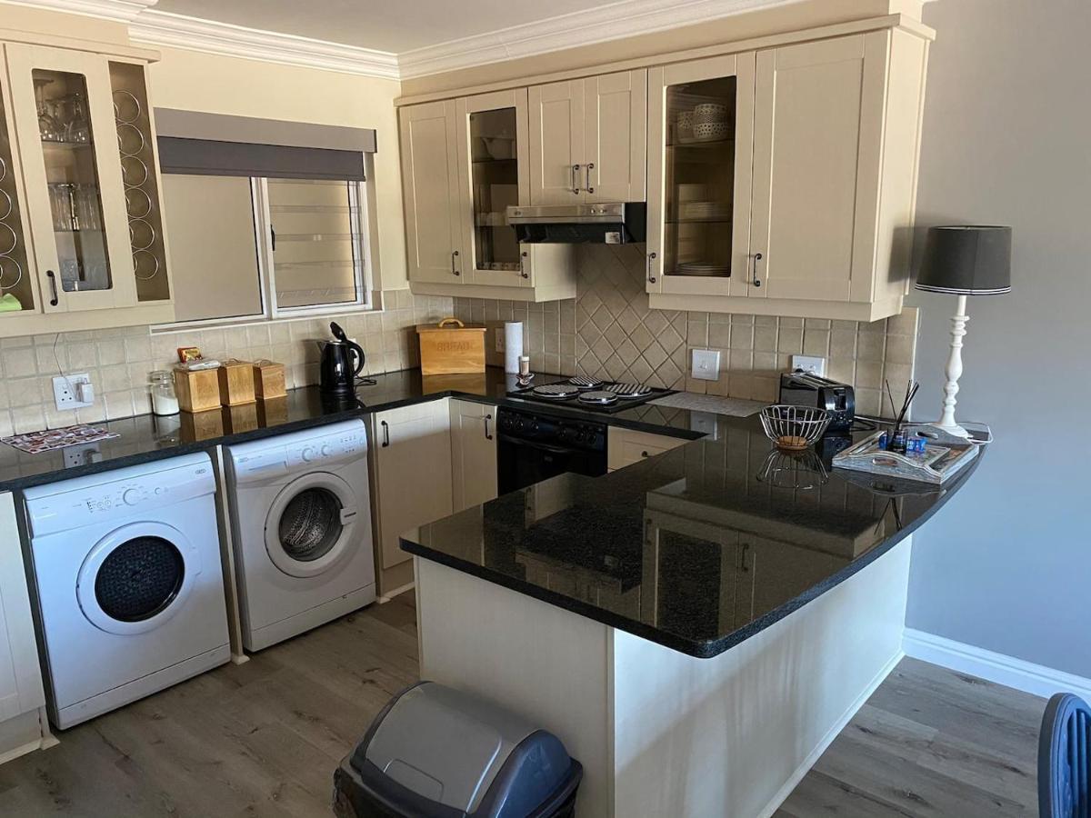 Modern Apartment Walking Distance To Main Beach Restaurants And Other Amenities 杰弗里湾 外观 照片
